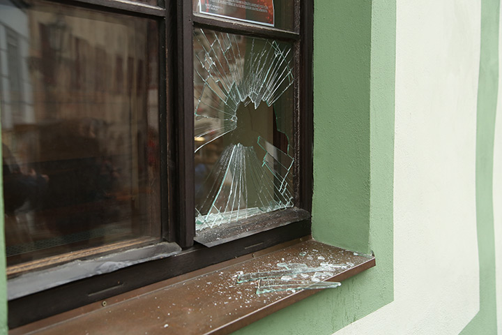 A2B Glass are able to board up broken windows while they are being repaired in Roehampton.